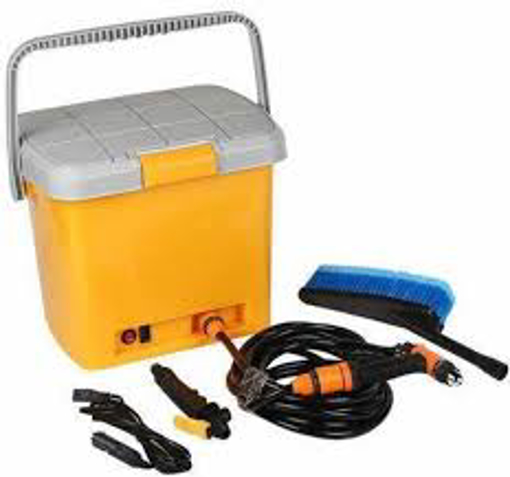 Picture of Car cleaning and sweeping kit